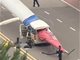 黑龙江一面包车被风电机叶片刺穿致1死3伤